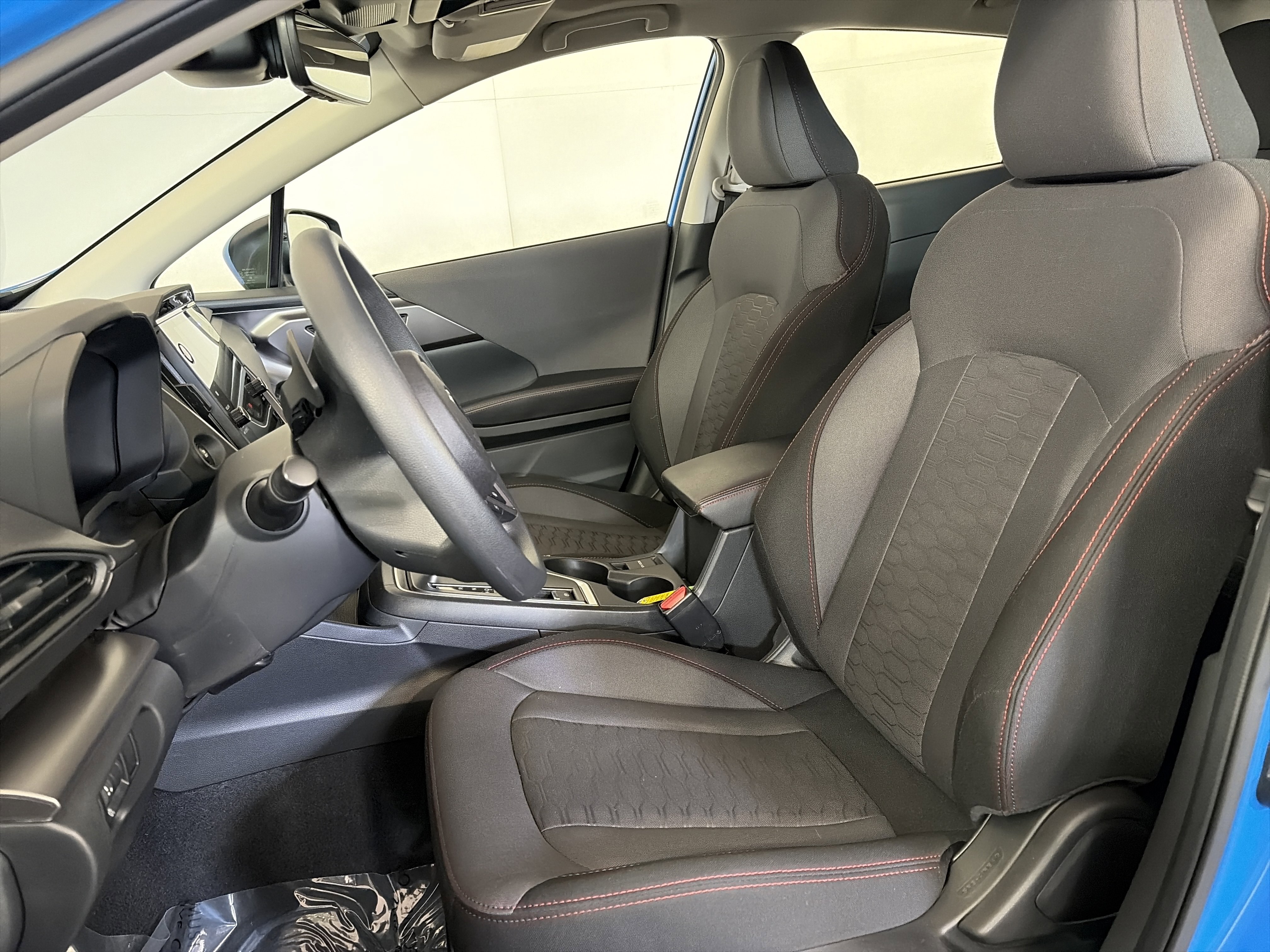 Used 2025 Subaru Impreza 2.0i Sport image 12