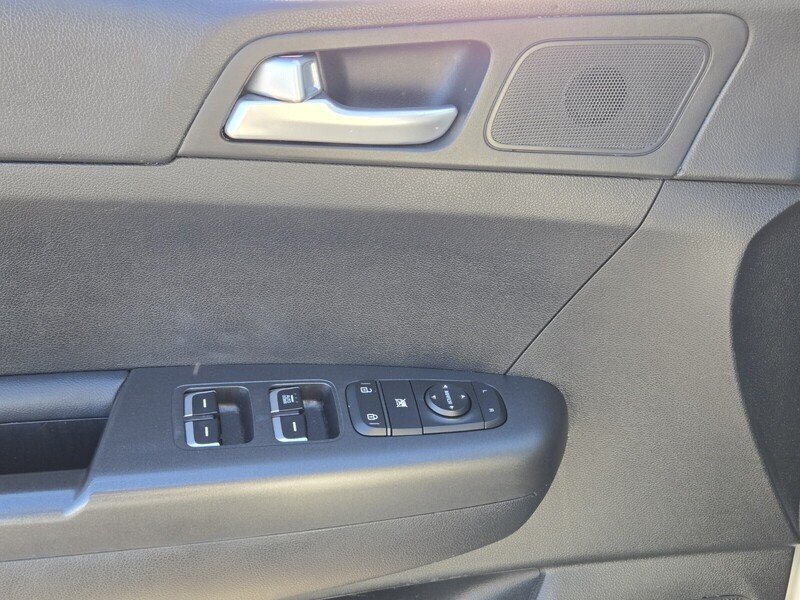 Certified 2021 Kia Sportage LX AWD/4WD image 18