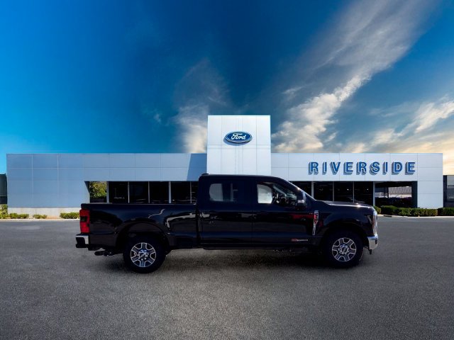 New 2027 Ford F350 Lariat w/ Camper Package RWD image 8