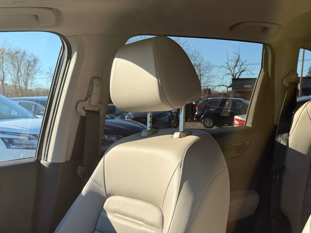 Used 2024 Honda CR-V EX-L image 25