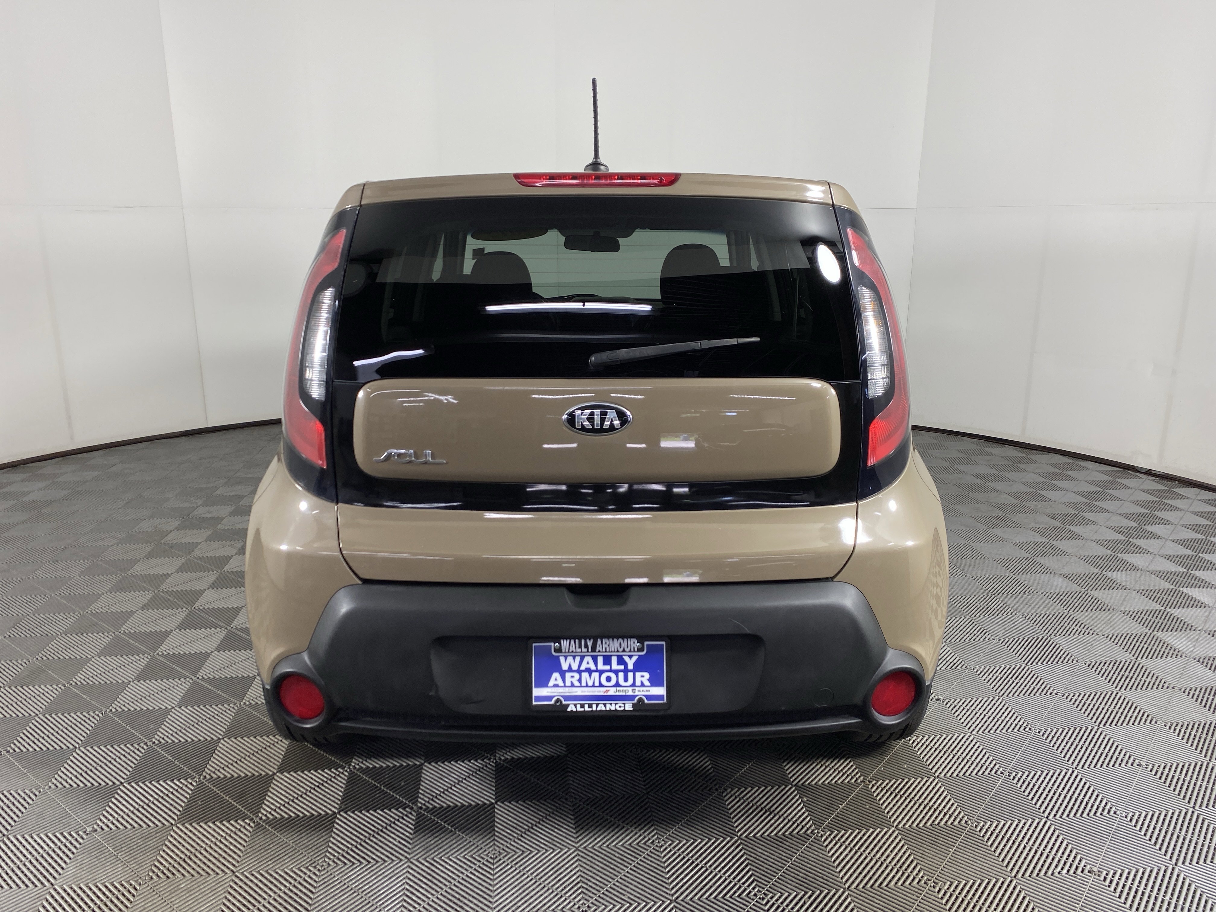 Used 2015 Kia Soul FWD image 5