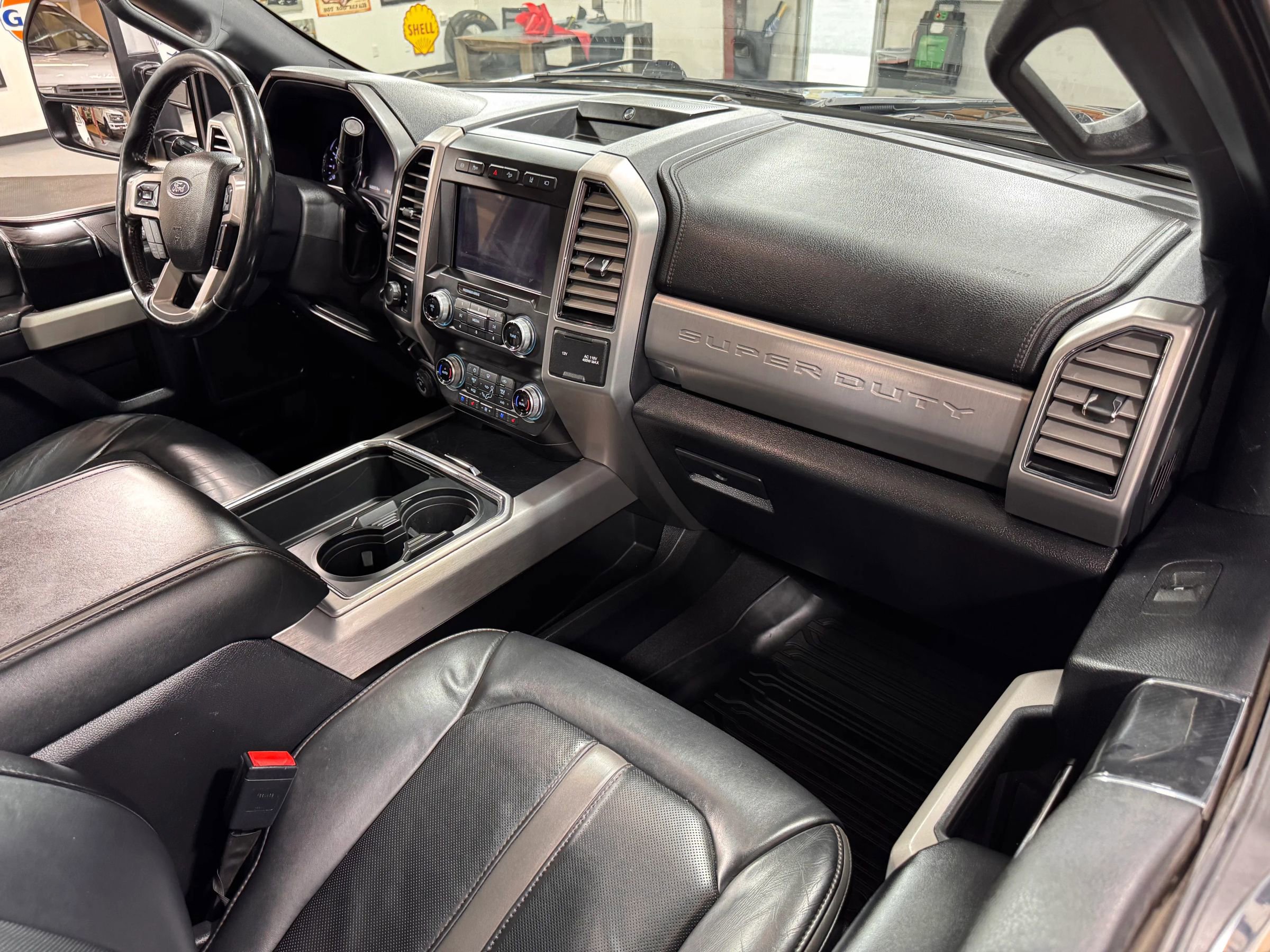 Used 2020 Ford F250 Platinum w/ FX4 Off-Road Package image 20