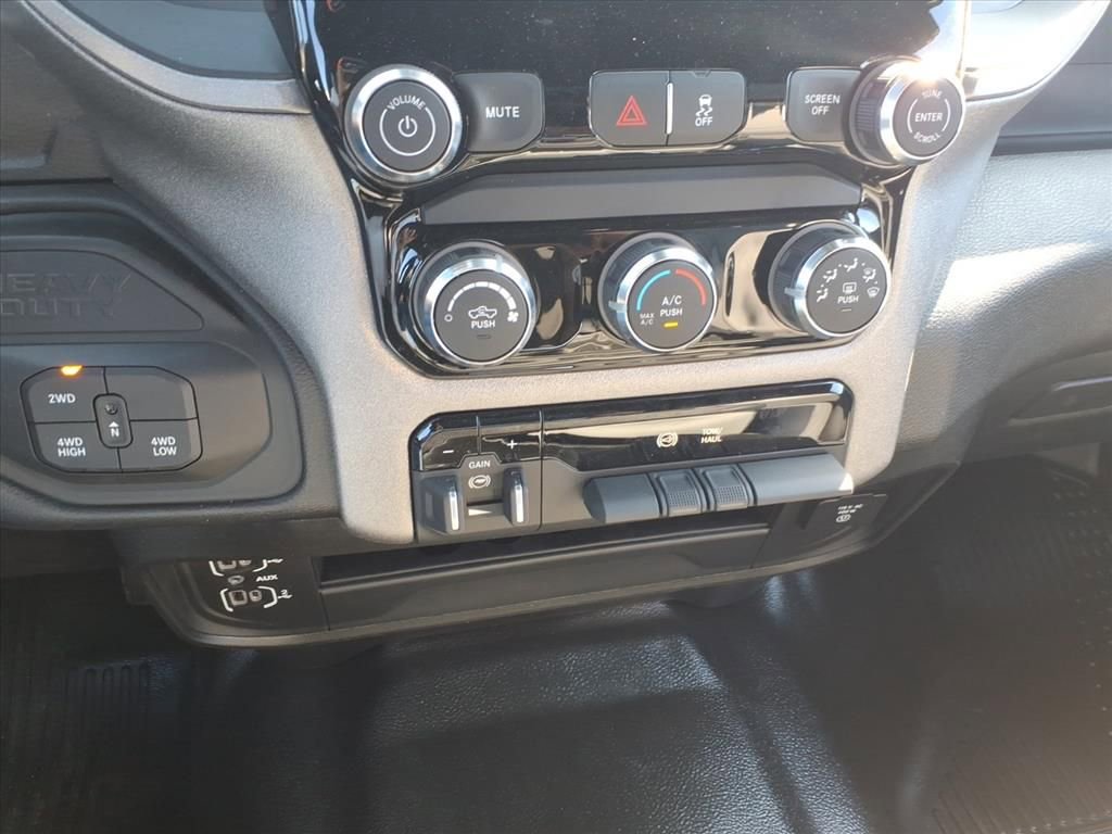 New 2026 RAM 2500 Tradesman image 38