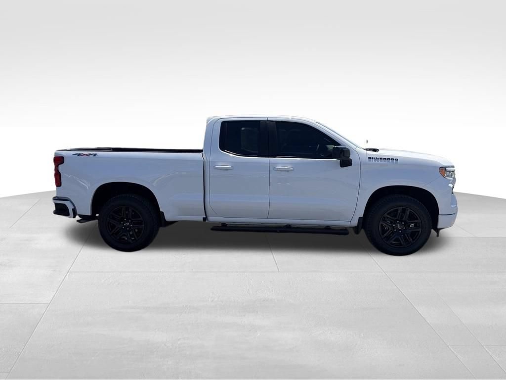 Used 2023 Chevrolet Silverado 1500 RST AWD/4WD image 25