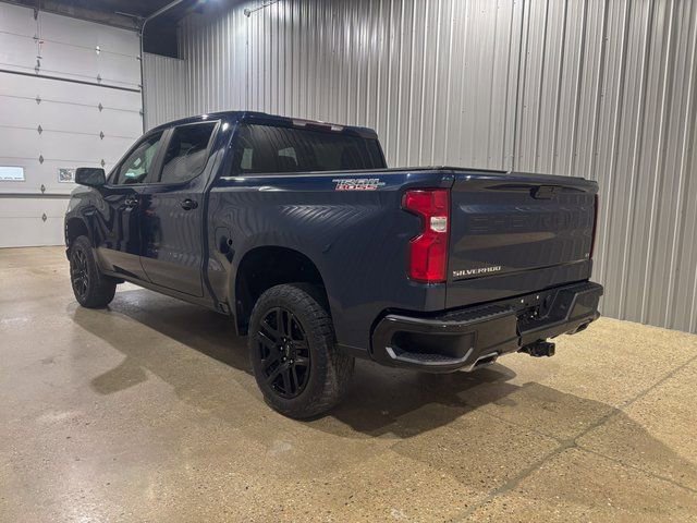 Used 2021 Chevrolet Silverado 1500 LT Trail Boss w/ Bed Protection Package image 3