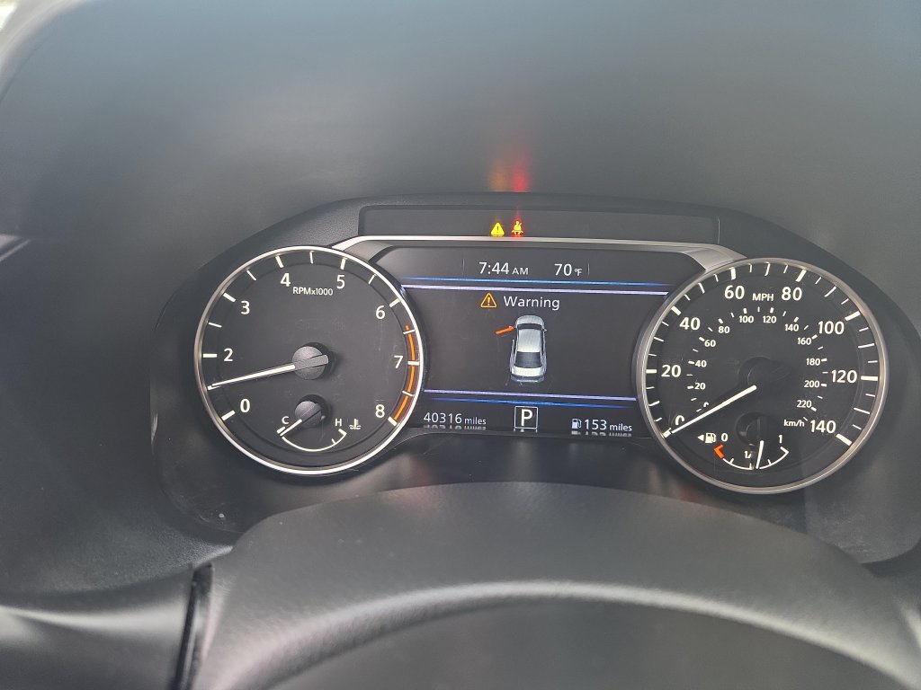 Used 2023 Nissan Altima 2.5 SV FWD image 14