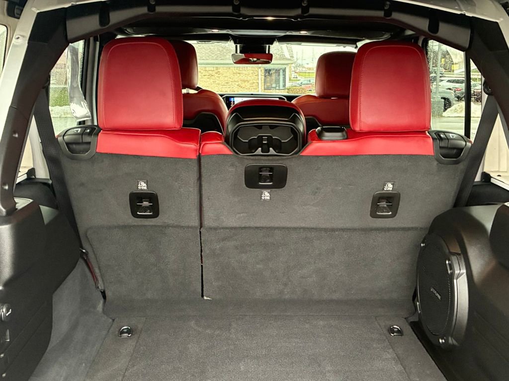 Used 2024 Jeep Wrangler Unlimited Rubicon 392 image 14