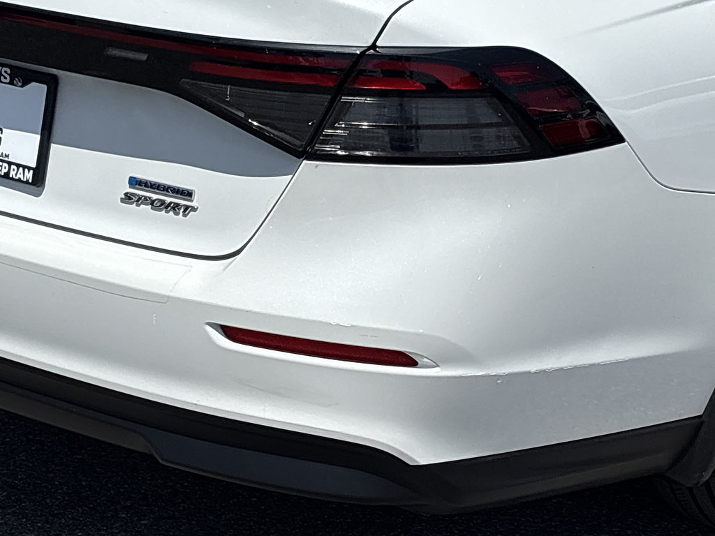 Used 2023 Honda Accord Sport image 4