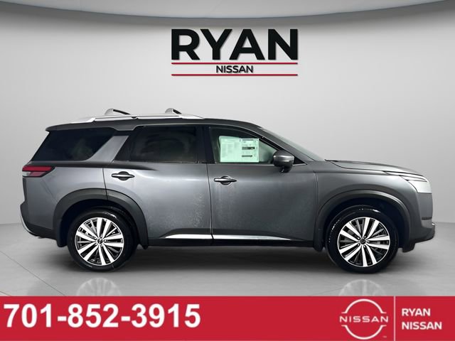 New 2025 Nissan Pathfinder Platinum image 4