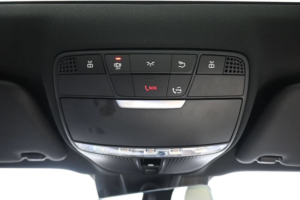 Used 2022 Mercedes-Benz E 350 Sedan w/ AMG Line Exterior image 31