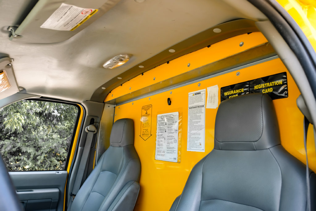Used 2022 Ford E-350 and Econoline 350 Super Duty RWD image 31