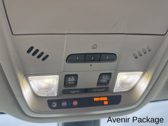 Used 2019 Buick Enclave Avenir w/ Avenir Technology Package AWD/4WD image 25