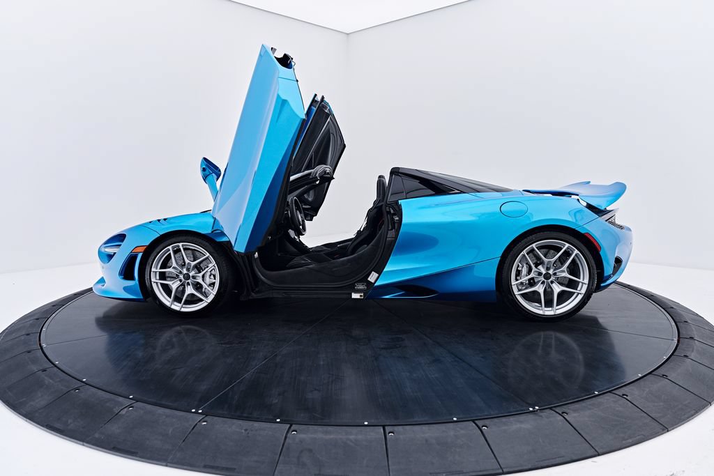 Used 2025 McLaren 750S Spider RWD image 28