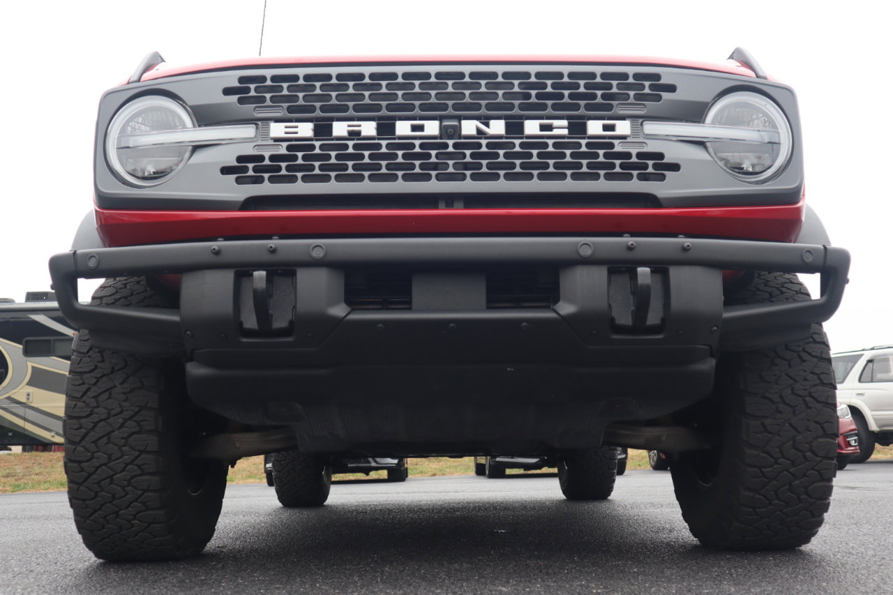 Used 2021 Ford Bronco Badlands image 4