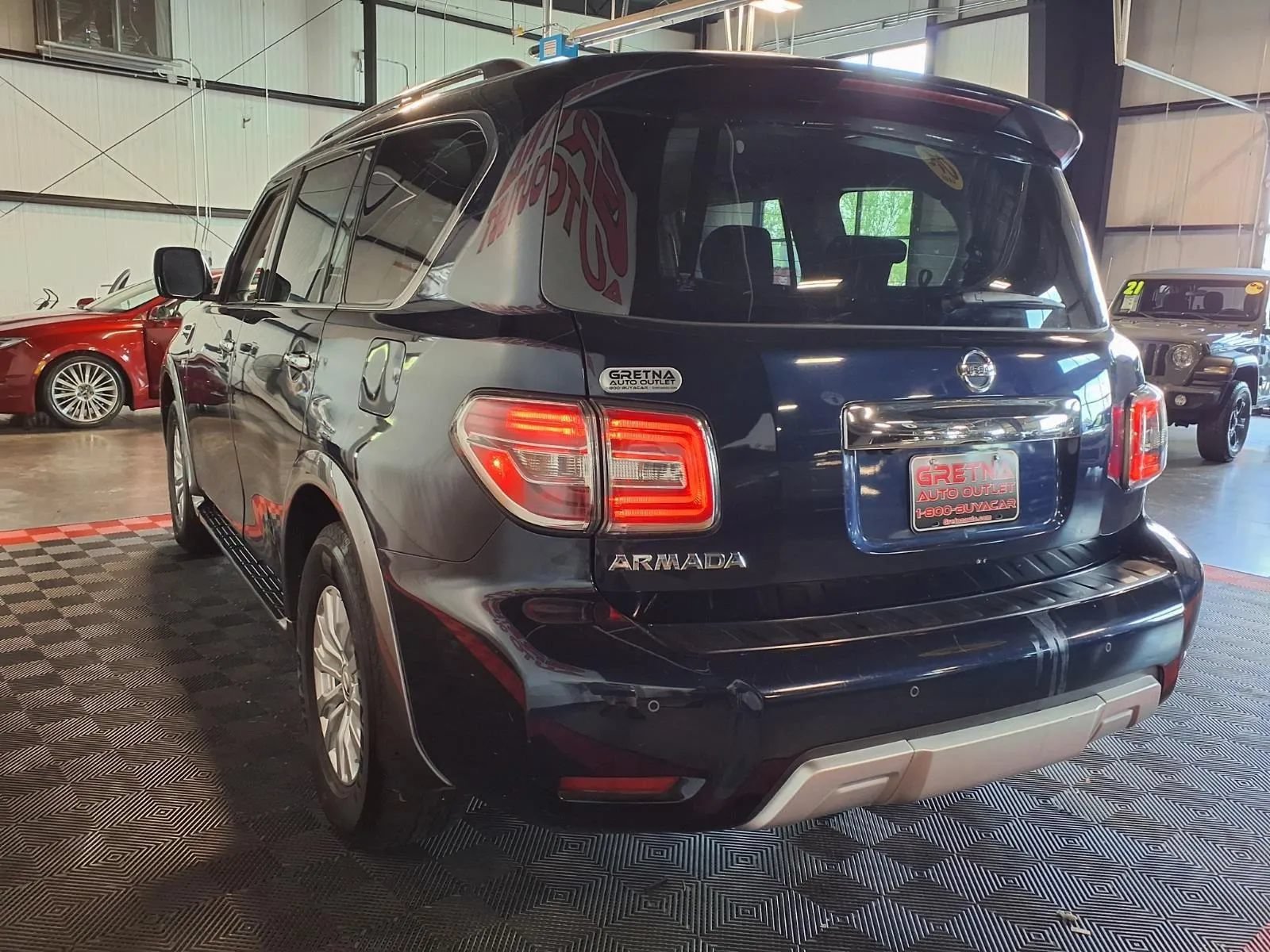 Used 2017 Nissan Armada SV AWD/4WD image 5