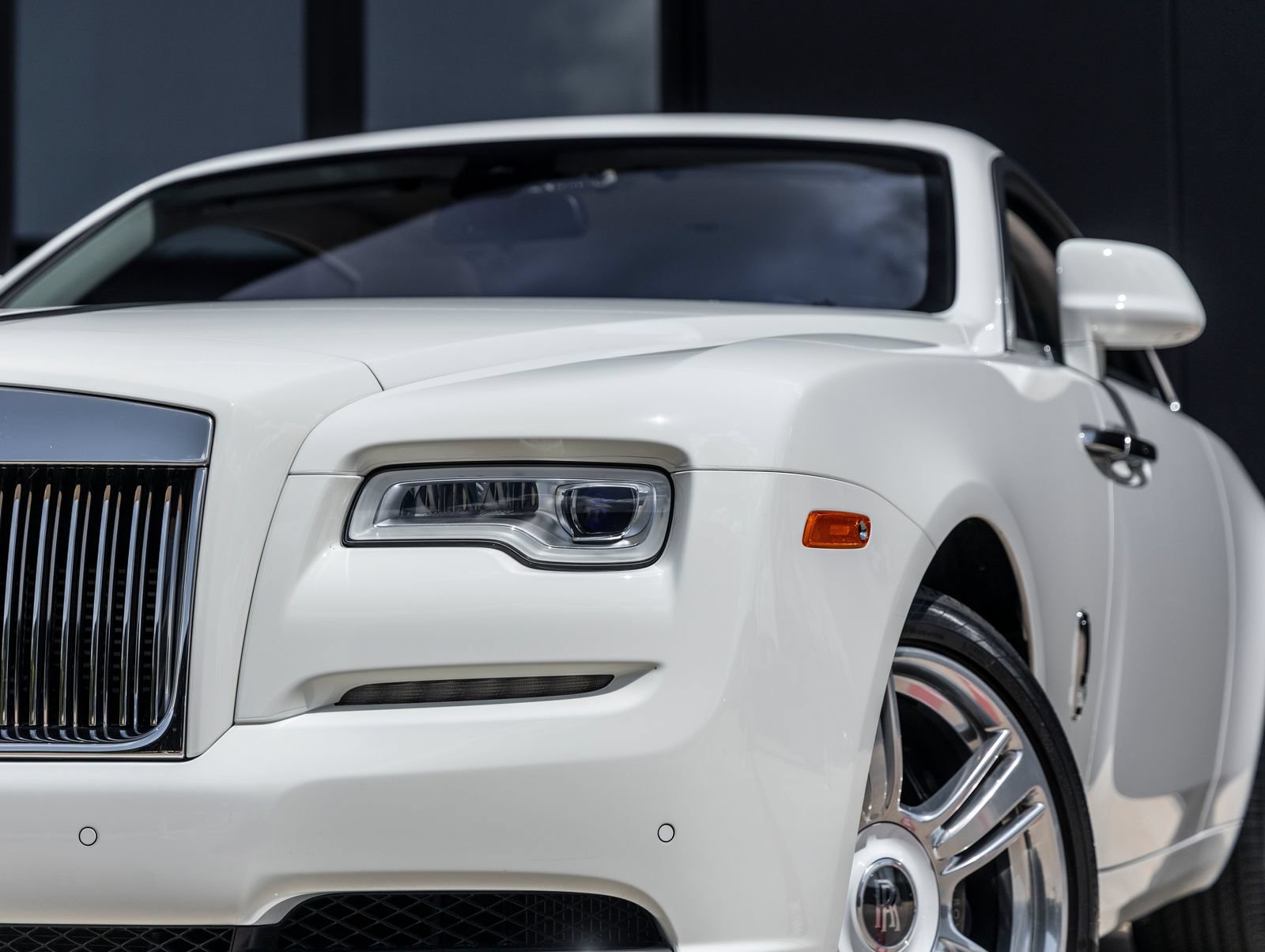 Used 2018 Rolls-Royce Wraith RWD image 17