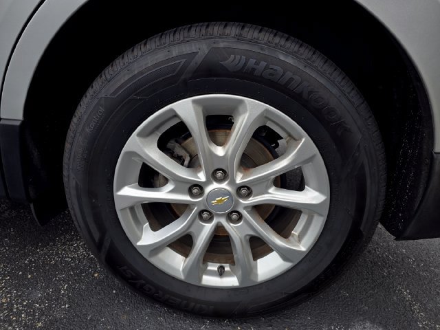 Used 2018 Chevrolet Equinox LT FWD image 13