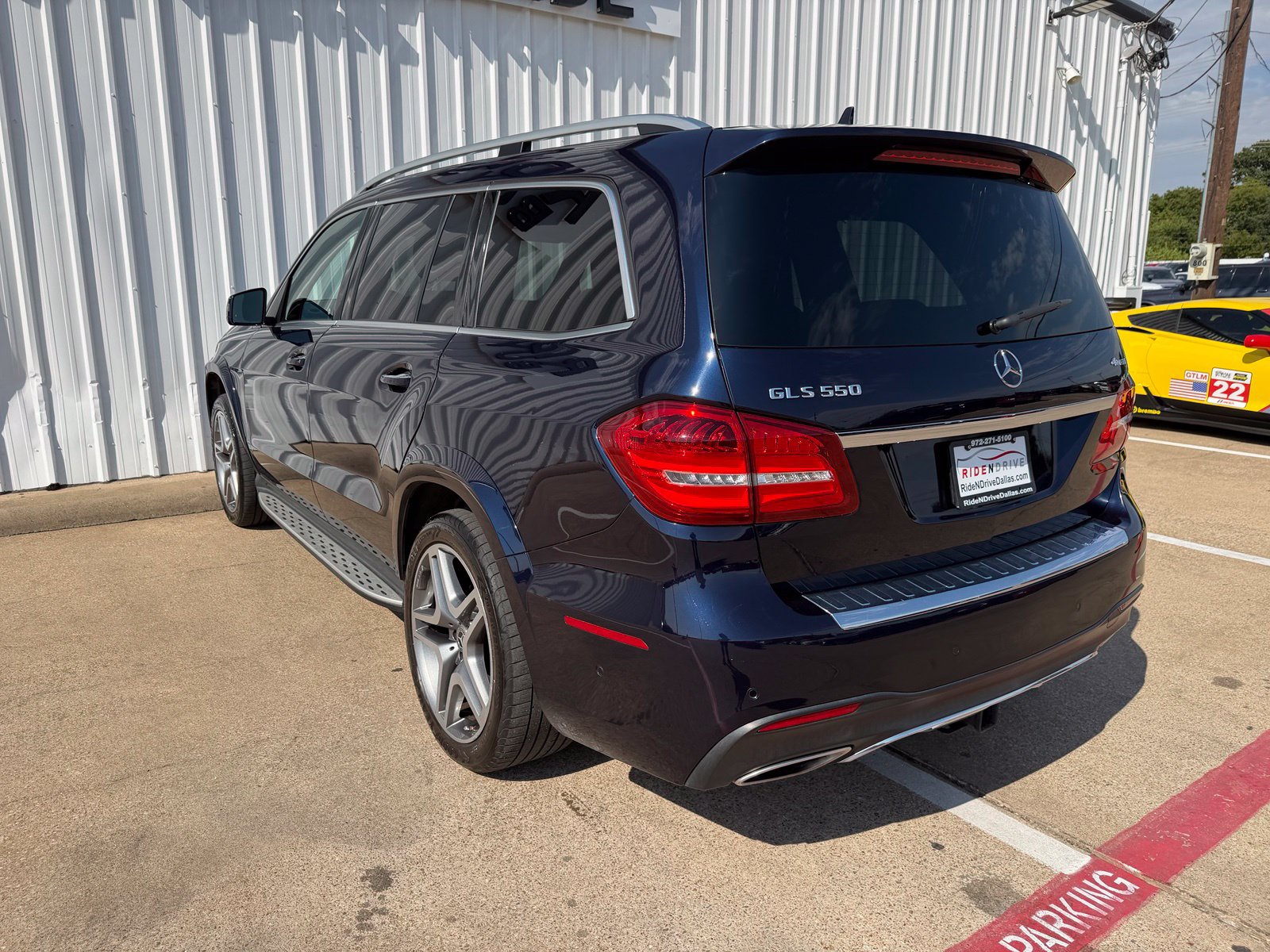 Used 2019 Mercedes-Benz GLS 550 4MATIC image 4
