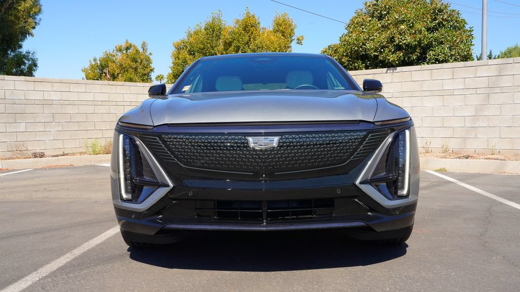 Certified 2024 Cadillac Lyriq Sport AWD/4WD image 4
