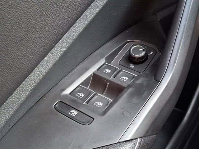 Certified 2023 Volkswagen Jetta Sport image 28