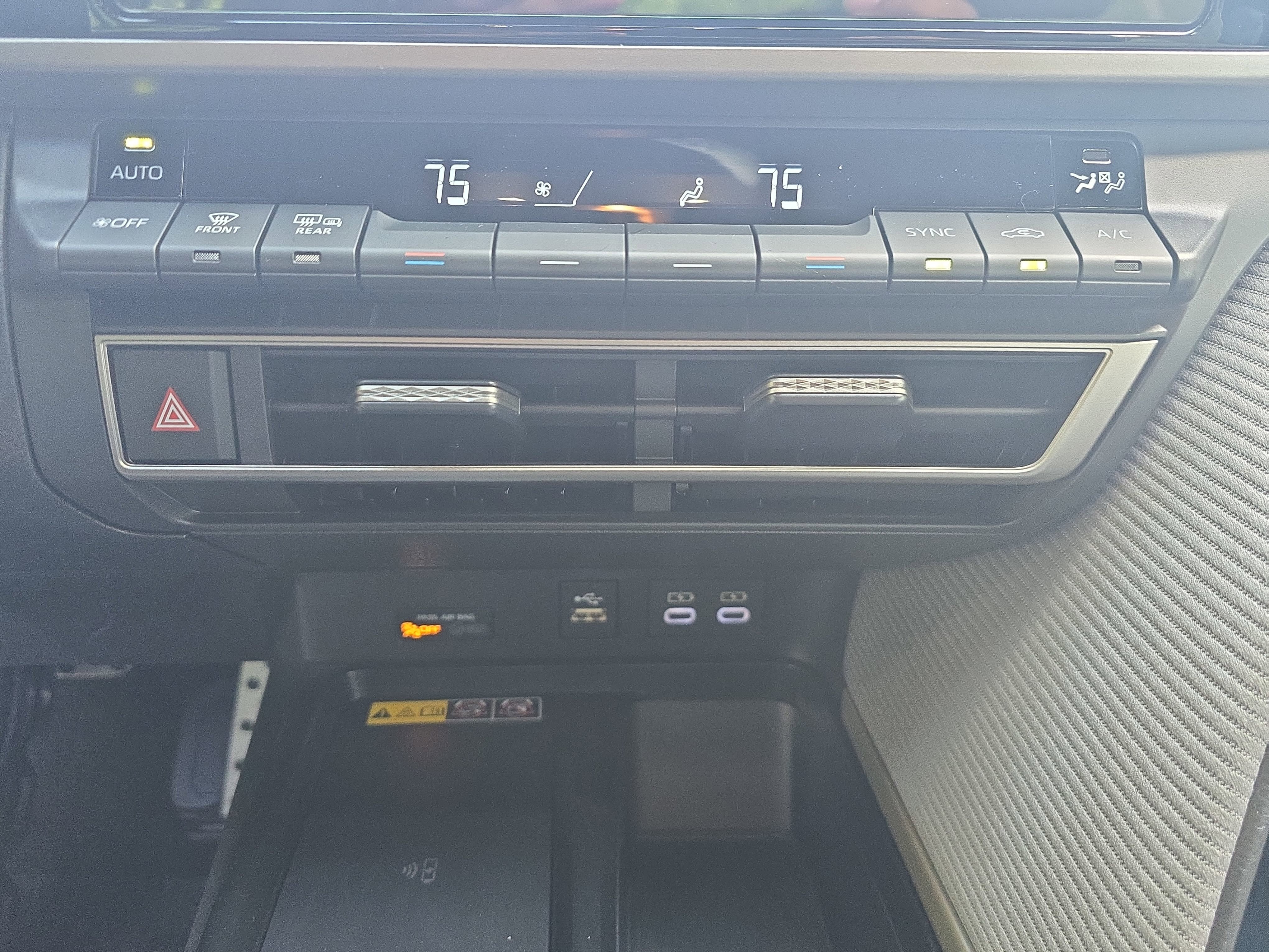 Used 2026 Toyota Camry SE w/ Convenience Package FWD image 23