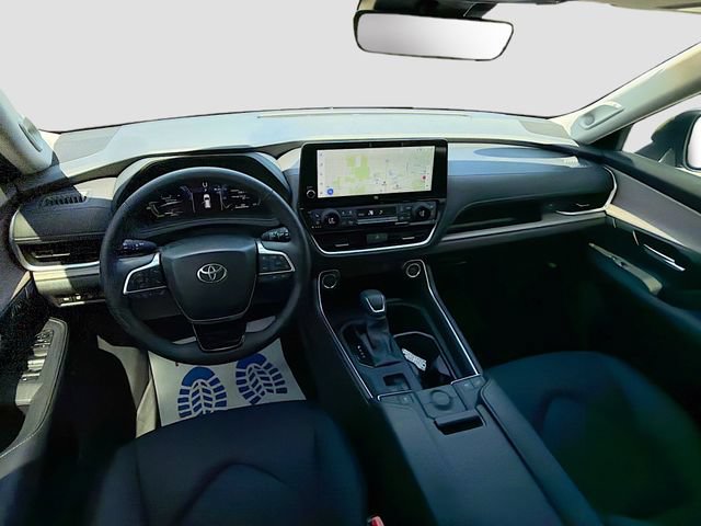 Used 2026 Toyota Grand Highlander AWD Hybrid image 14