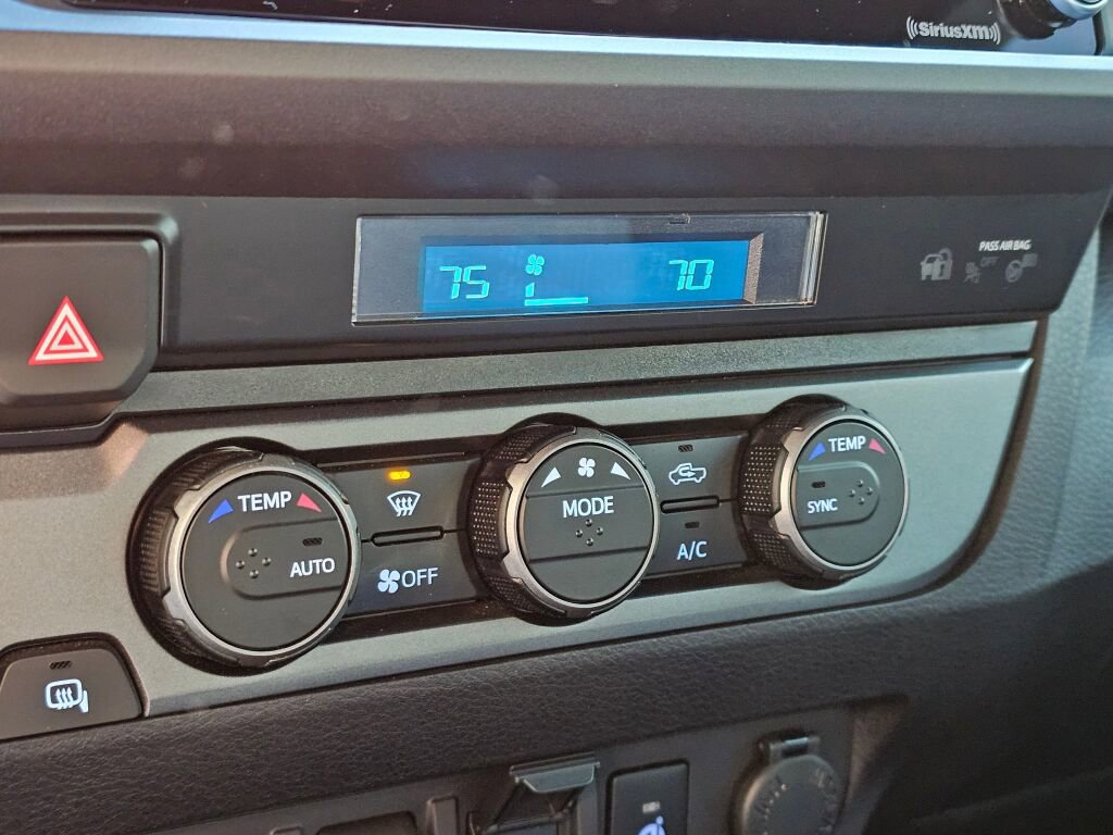 Used 2023 Toyota Tacoma TRD Off-Road image 23