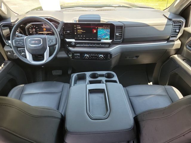 Used 2026 GMC Sierra 1500 SLT AWD/4WD image 16