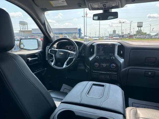Used 2019 Chevrolet Silverado 1500 LTZ w/ LTZ Plus Package AWD/4WD image 16