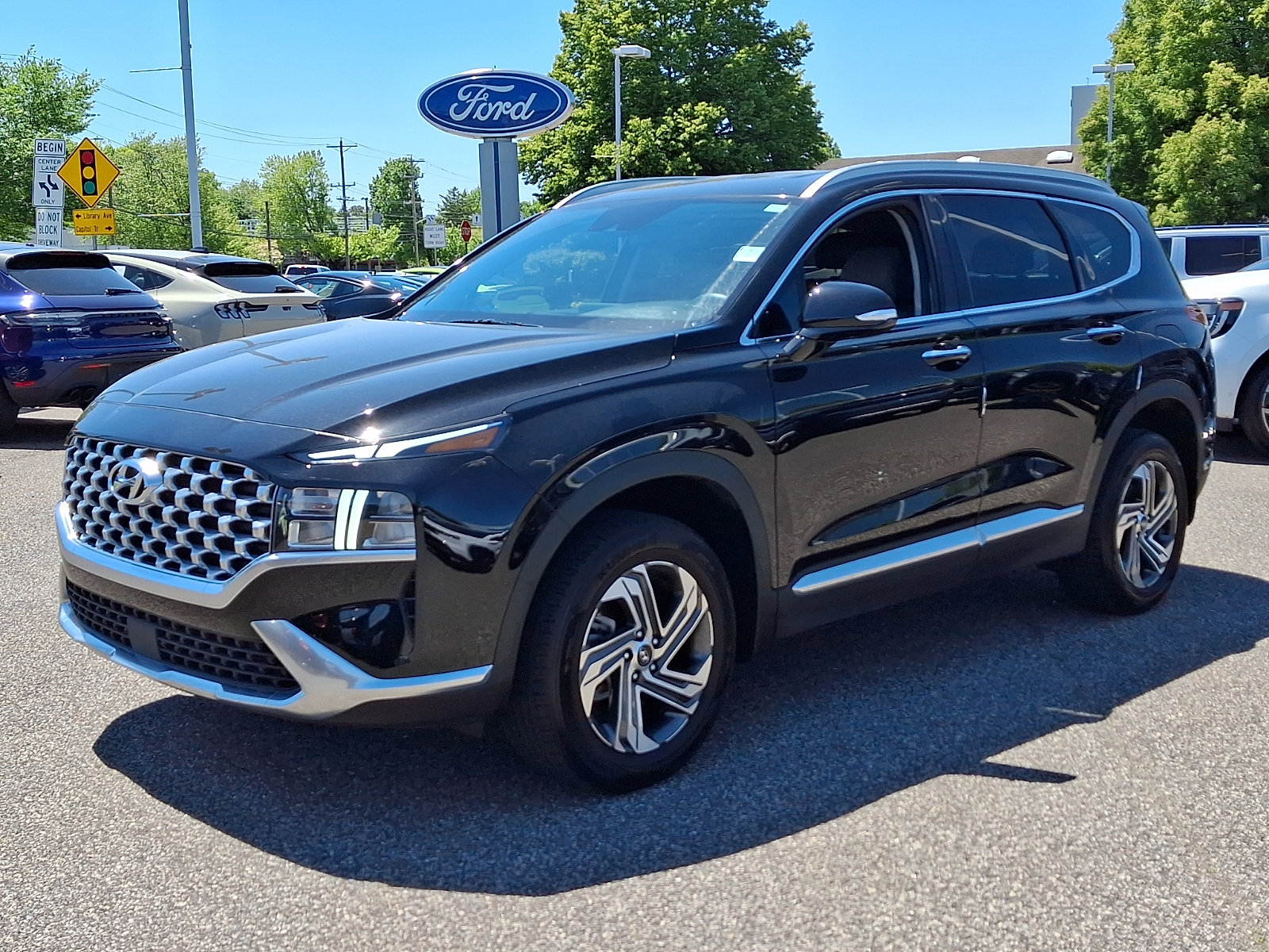 Used 2021 Hyundai Santa Fe SEL w/ Convenience Package AWD/4WD image 5