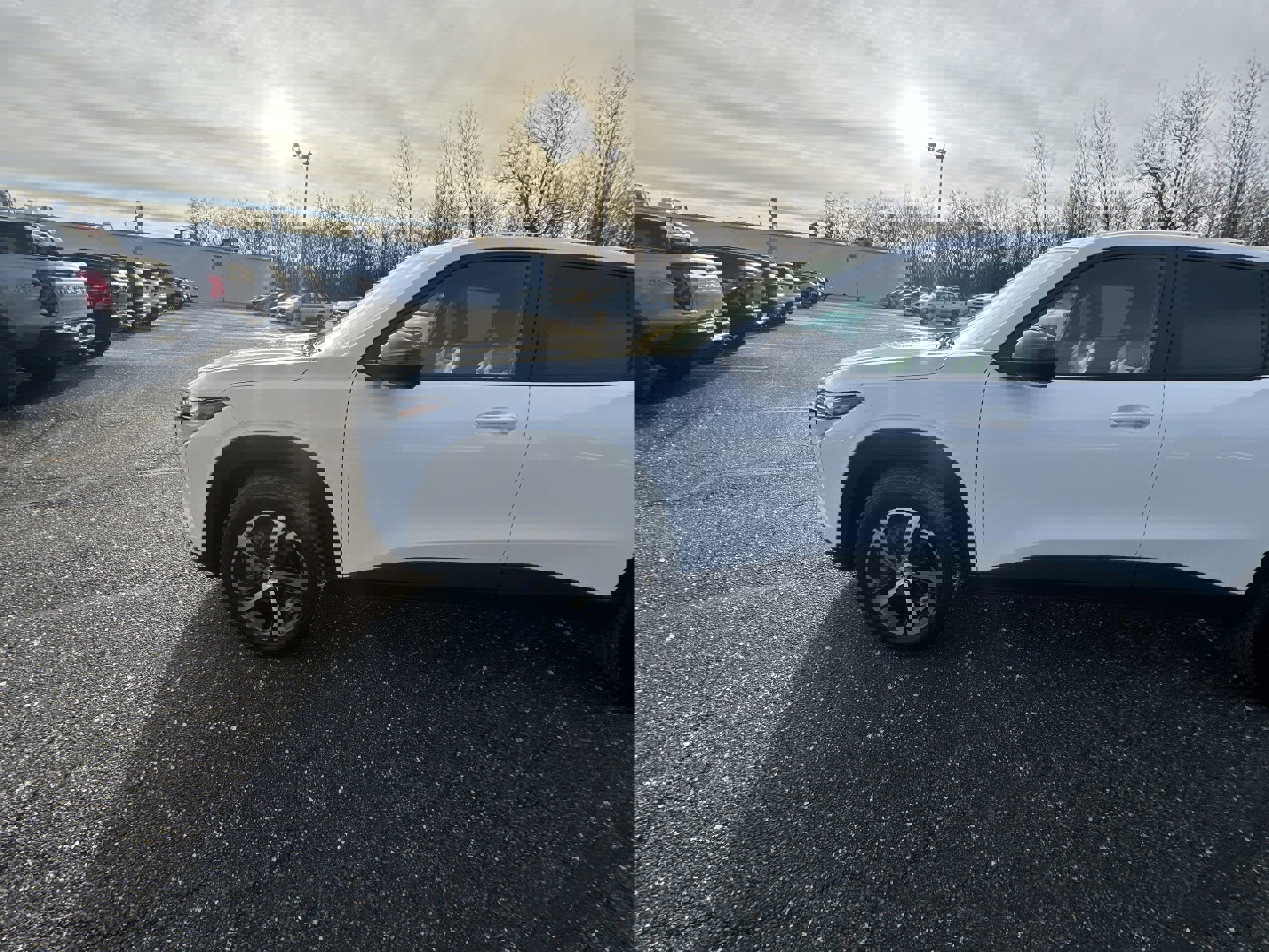 Used 2024 Chevrolet Trax RS w/ Driver Confidence Package image 34