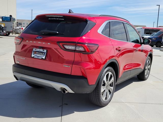 Certified 2025 Ford Escape Platinum w/ Premium Technology Package image 3