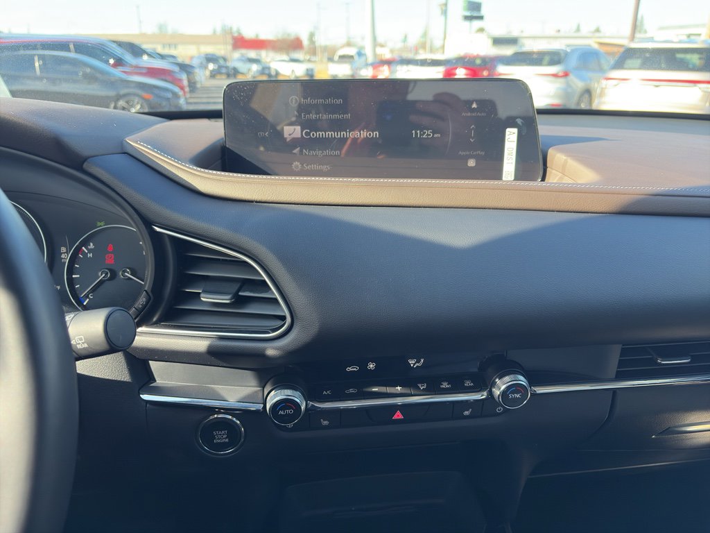 Used 2025 MAZDA CX-30 2.5 Turbo w/ Premium Plus Pkg image 26