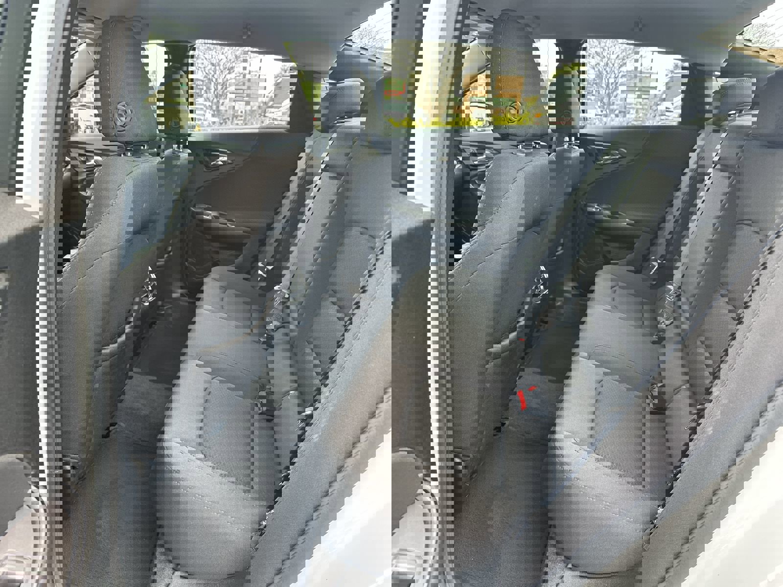 Used 2022 Chevrolet Malibu LT image 31