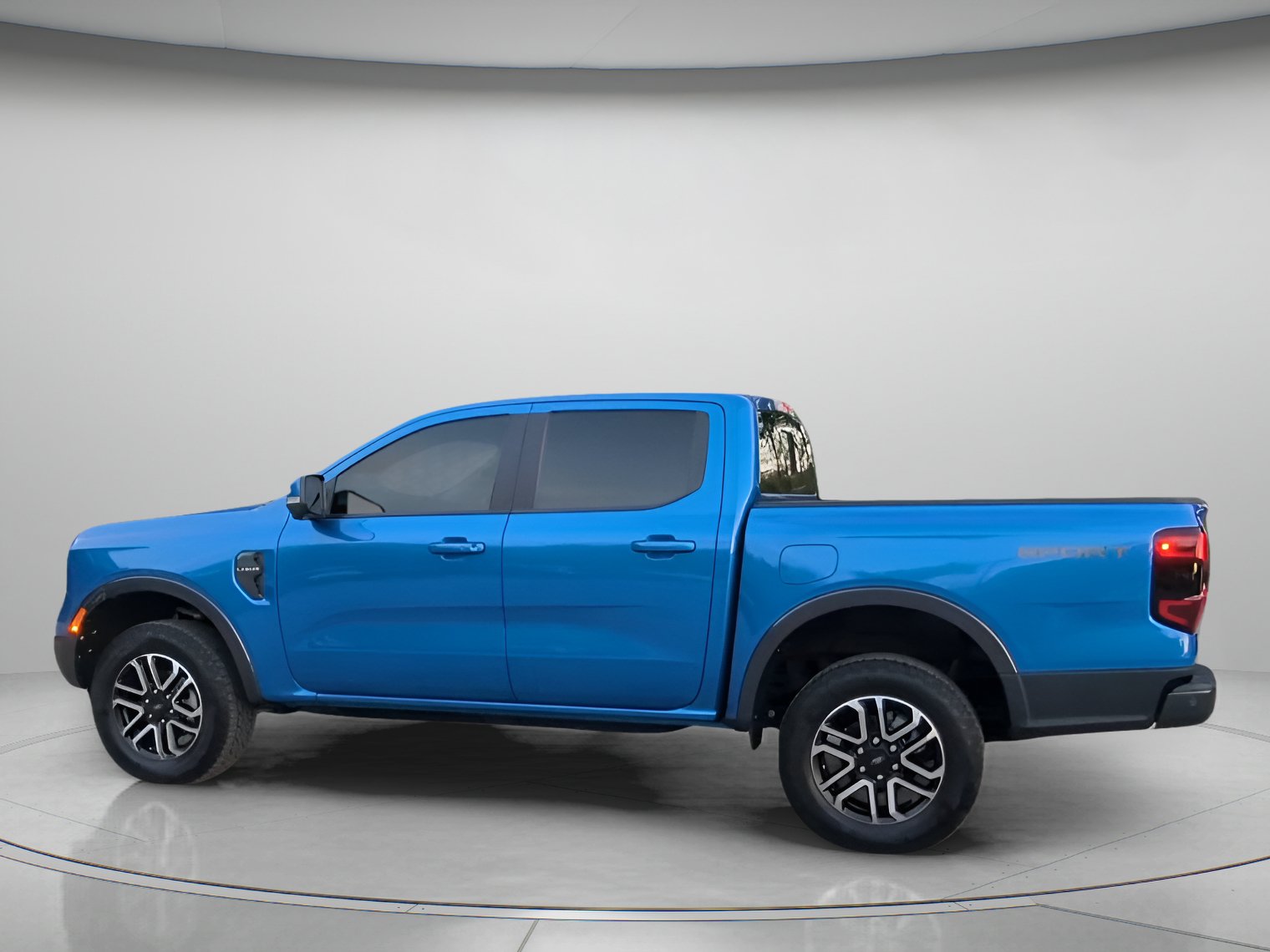 Used 2024 Ford Ranger Lariat w/ Trailer Tow Package RWD image 15