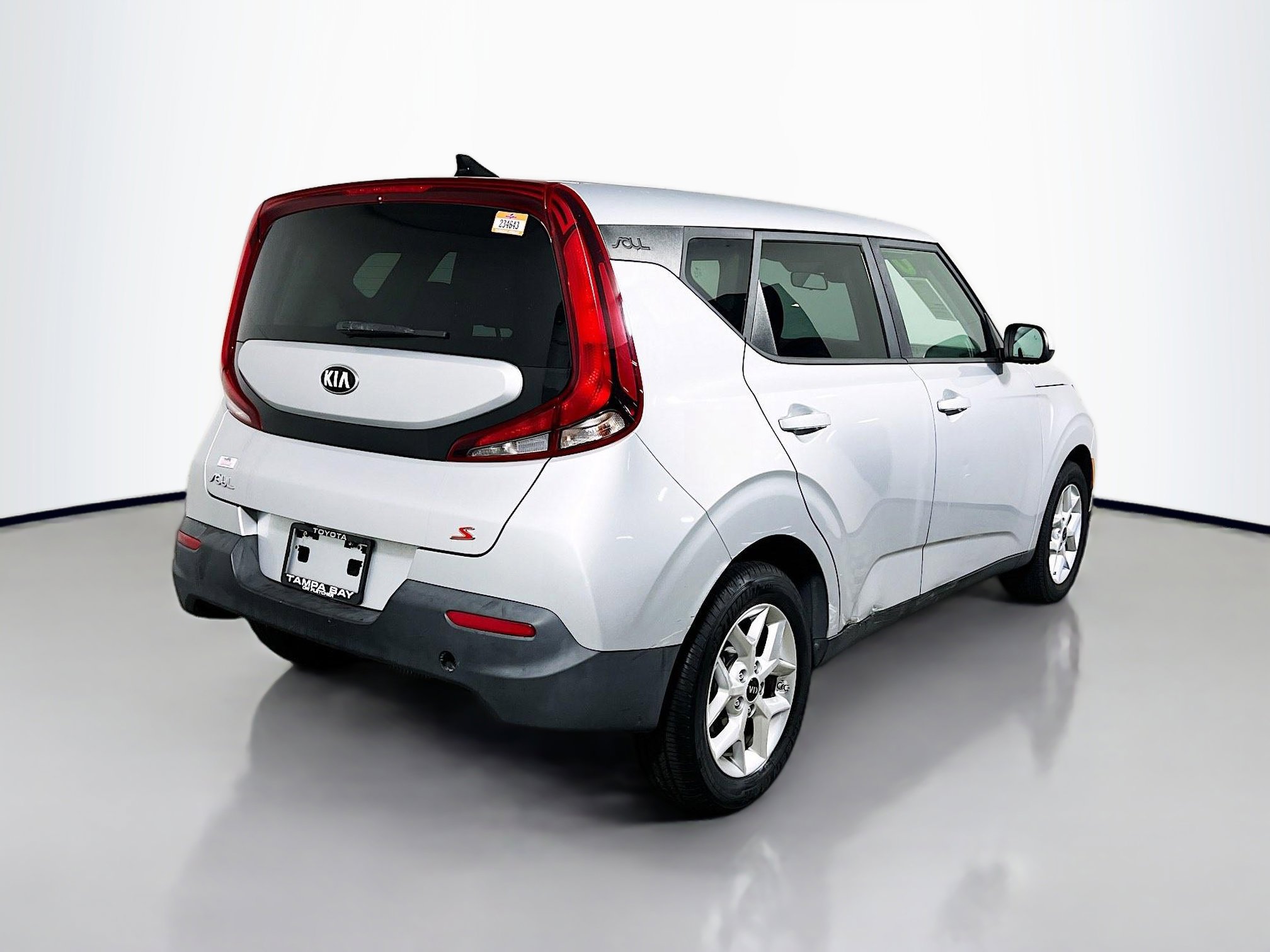 Used 2020 Kia Soul S FWD image 4