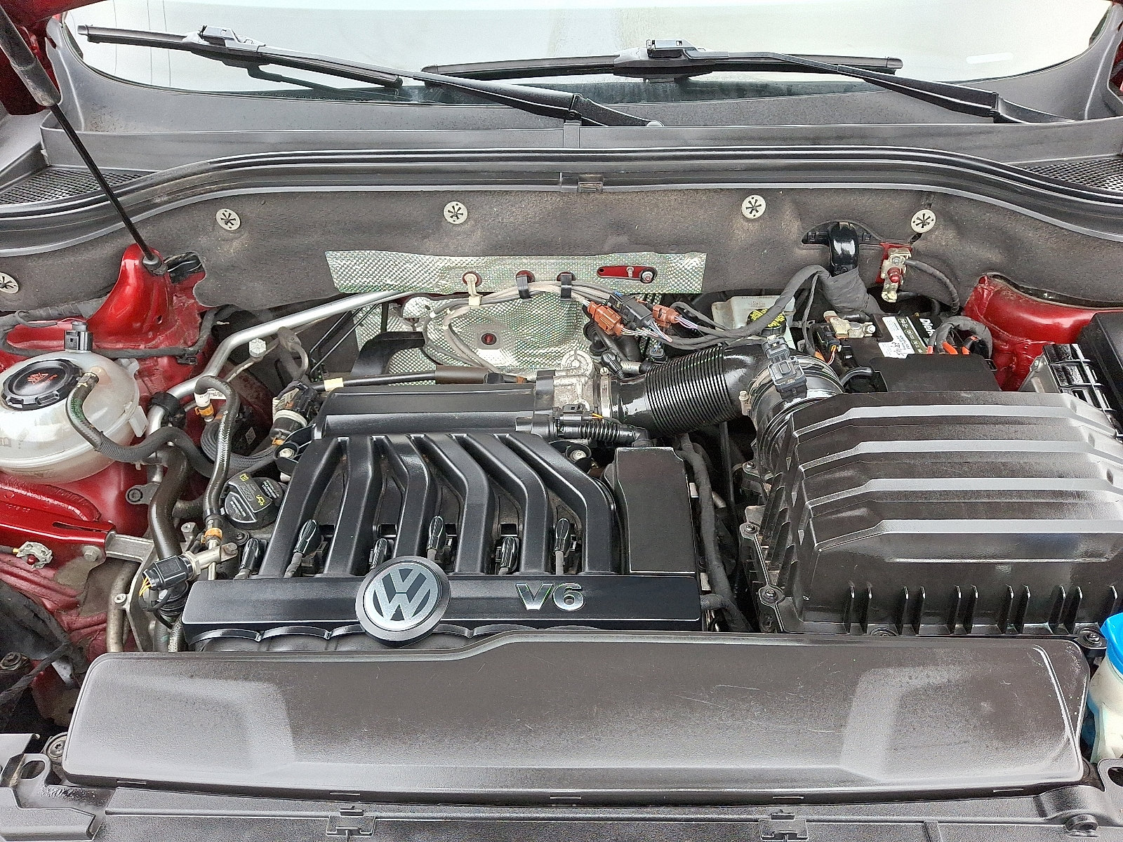 Used 2018 Volkswagen Atlas SEL Premium image 29