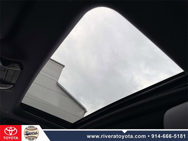 Used 2024 Toyota Land Cruiser image 27