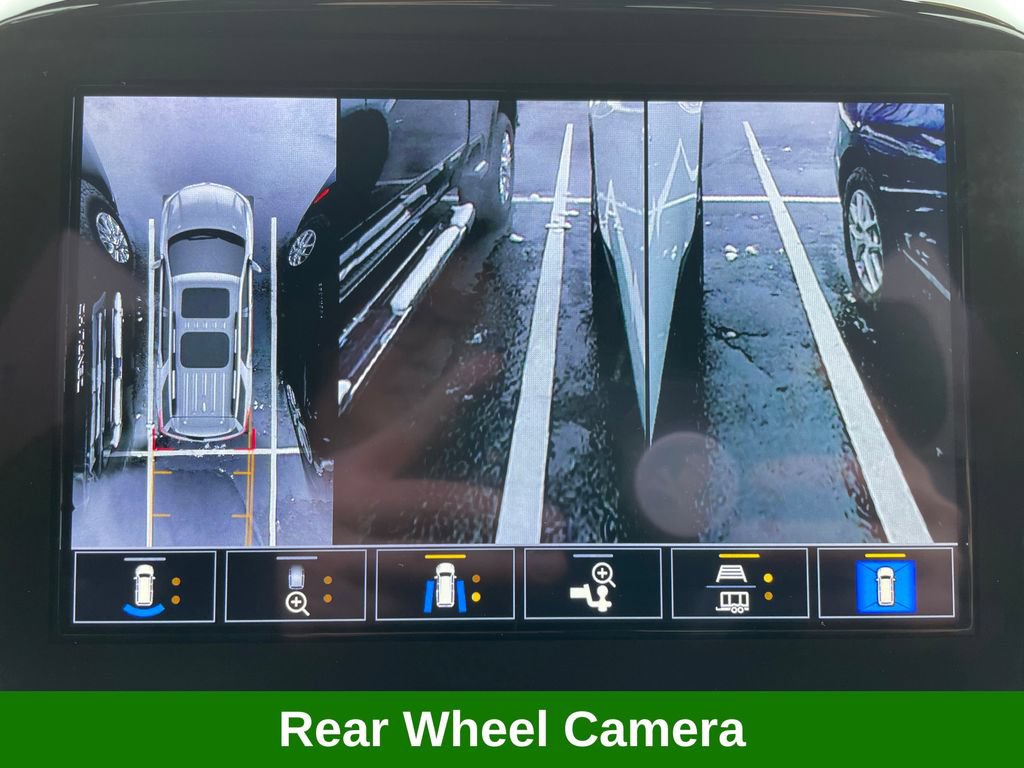 Used 2023 Chevrolet Traverse RS AWD/4WD image 34