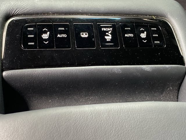 Used 2021 Lexus LS 500 w/ Interior Upgrade Package RWD image 11