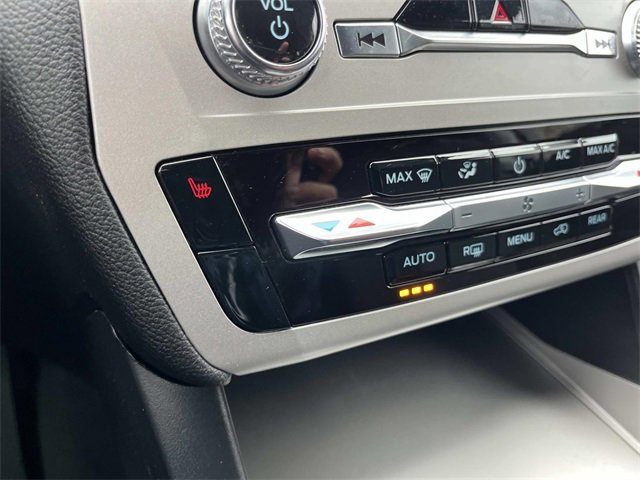 Certified 2023 Ford Explorer XLT image 28