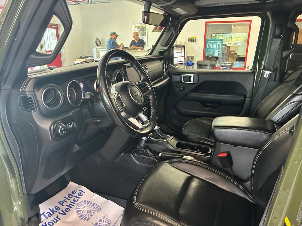 Used 2021 Jeep Gladiator Overland w/ Popular Equipment Package AWD/4WD image 8