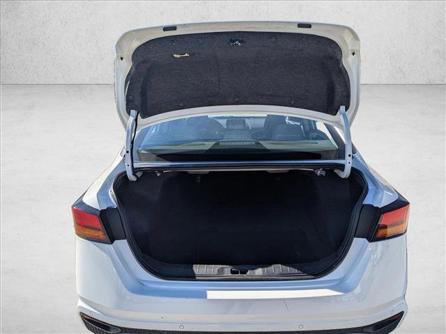 Used 2025 Nissan Altima 2.5 SV image 7