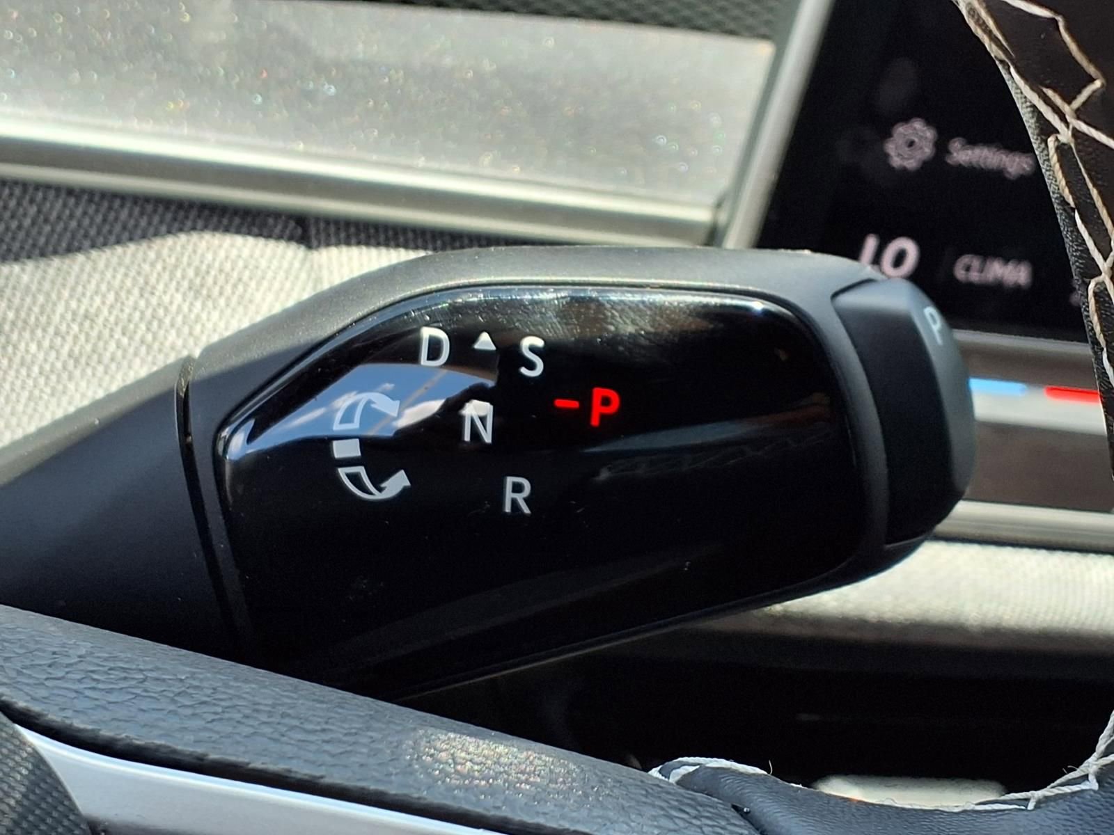 Certified 2025 Volkswagen Tiguan S FWD image 19