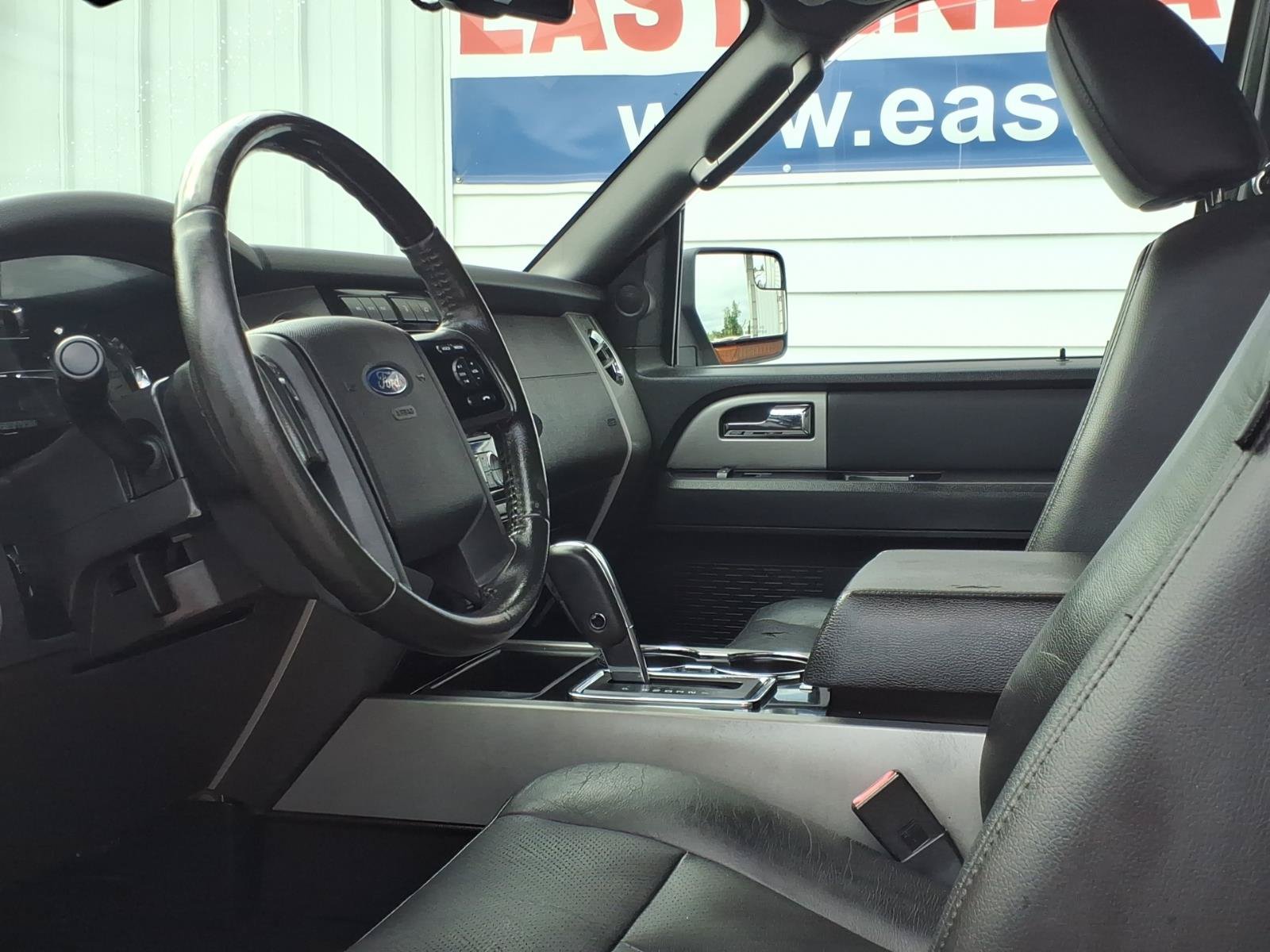 Used 2014 Ford Expedition EL Limited w/ Equipment Group 301A AWD/4WD image 8