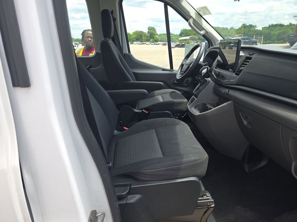 Used 2022 Ford Transit 350 XLT RWD image 8