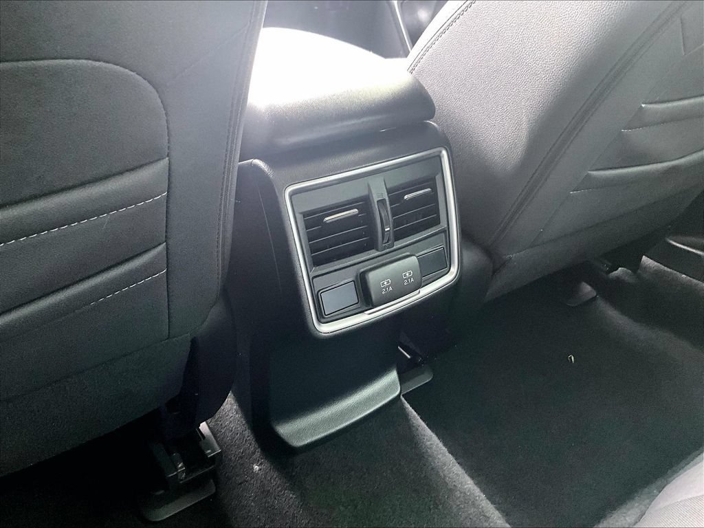 Used 2022 Subaru Forester Premium AWD/4WD image 34