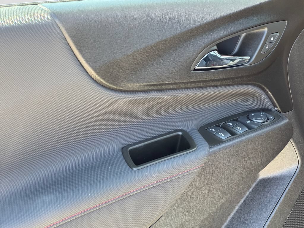 Used 2024 Chevrolet Equinox RS FWD image 10