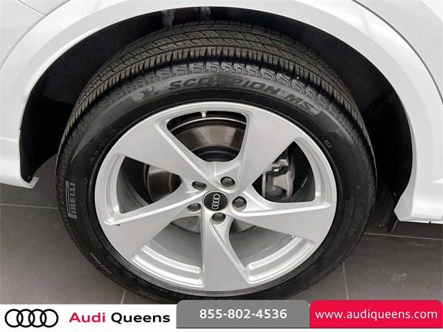 Certified 2025 Audi Q5 Premium Plus w/ Premium Plus image 7