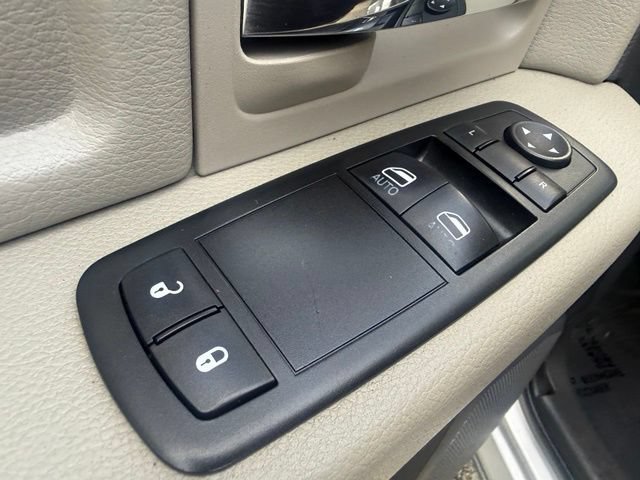 Used 2011 RAM 2500 SLT w/ Protection Group AWD/4WD image 18